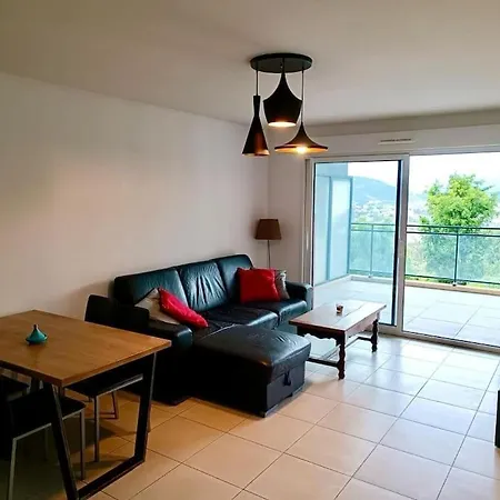 Pessicart - T2 Avec Terrasse - Avec Piscine